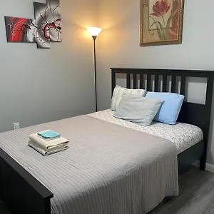 Homestay Cozy Getaway, Newark